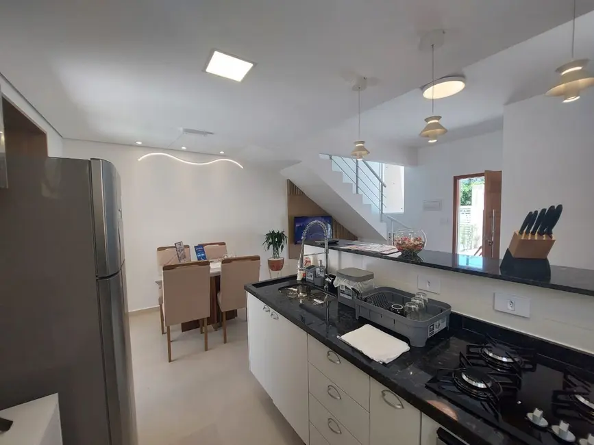 Foto 4 de Casa com 2 quartos à venda, 84m2 em Itanhaem - SP