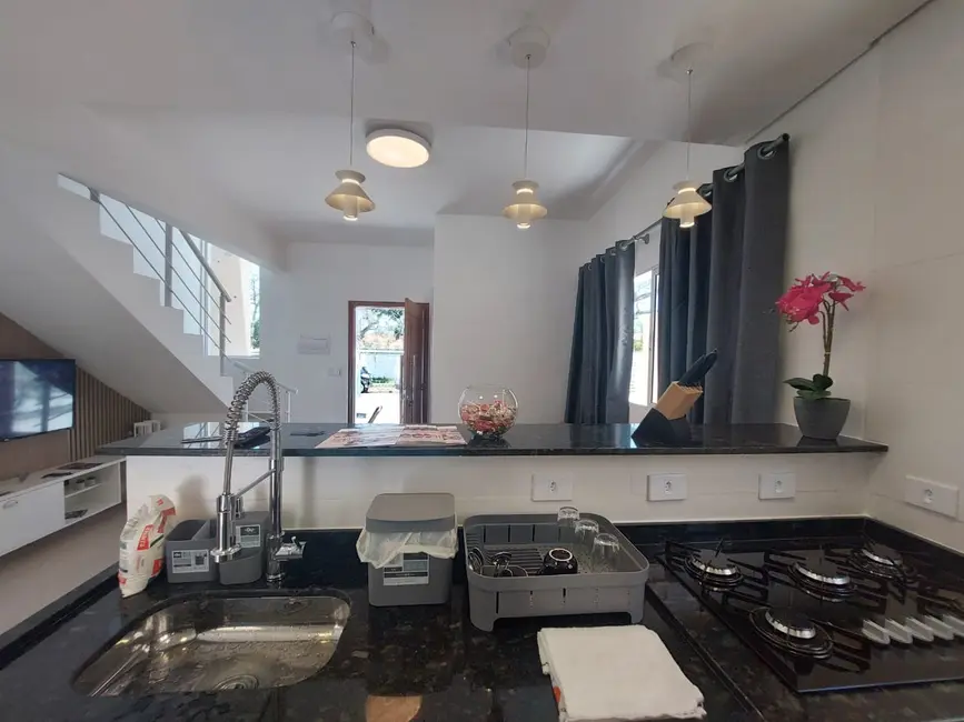 Foto 3 de Casa com 2 quartos à venda, 84m2 em Itanhaem - SP