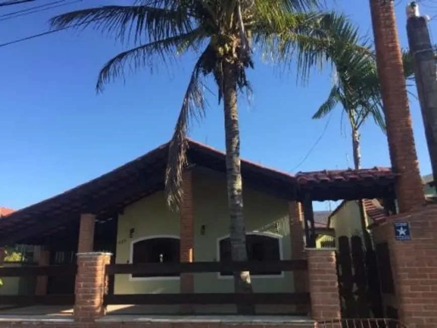 Foto 2 de Casa com 3 quartos à venda, 190m2 em Itanhaem - SP