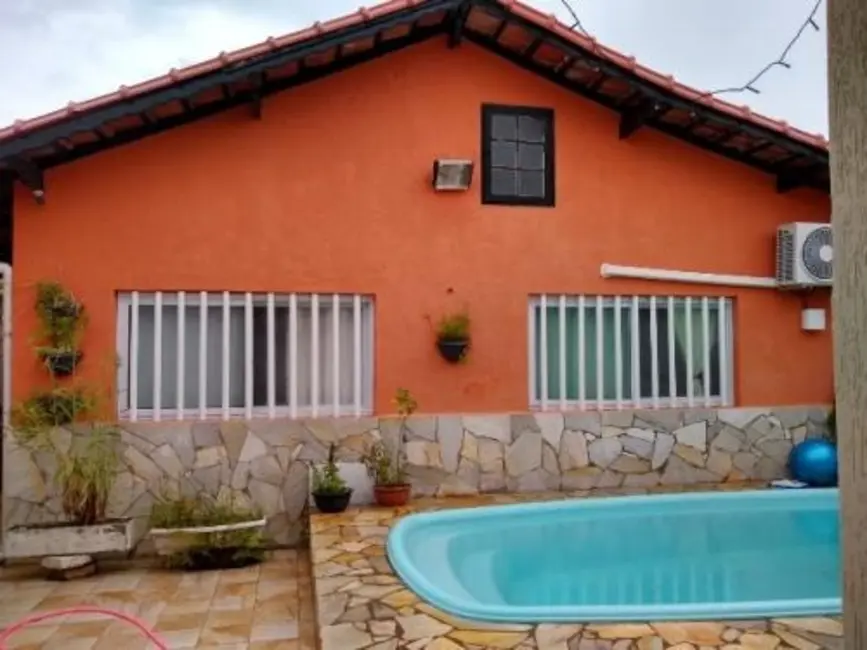 Foto 1 de Casa com 3 quartos à venda, 170m2 em Itanhaem - SP