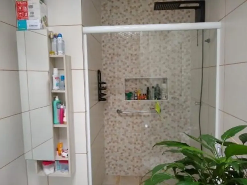 Foto 9 de Casa com 3 quartos à venda, 170m2 em Itanhaem - SP