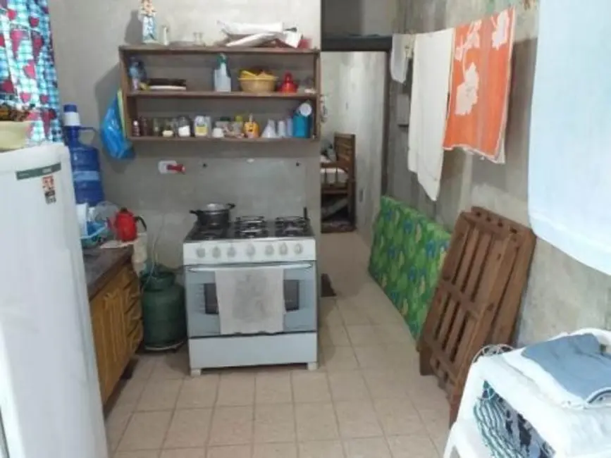 Foto 3 de Casa com 1 quarto à venda, 85m2 em Itanhaem - SP