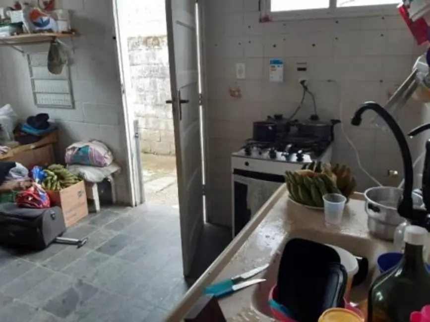 Foto 4 de Casa com 2 quartos à venda, 85m2 em Itanhaem - SP