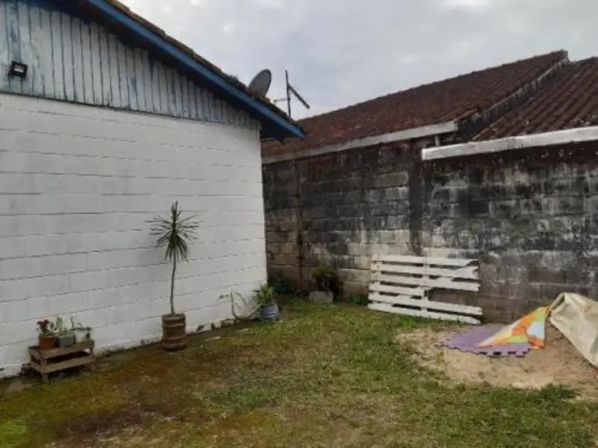 Foto 3 de Casa com 2 quartos à venda, 85m2 em Itanhaem - SP