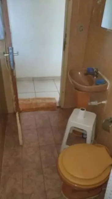 Foto 7 de Casa com 2 quartos à venda, 67m2 em Itanhaem - SP