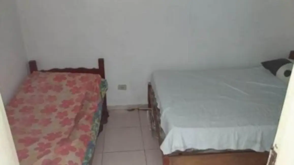 Foto 5 de Casa com 2 quartos à venda, 67m2 em Itanhaem - SP