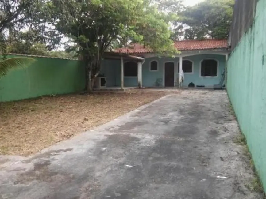 Foto 2 de Casa com 2 quartos à venda, 67m2 em Itanhaem - SP