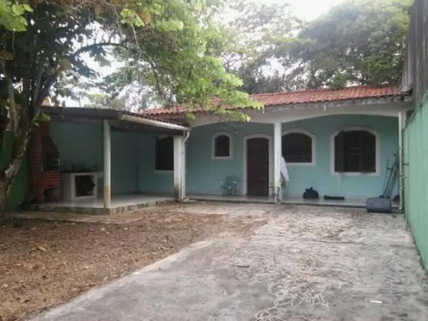 Foto 1 de Casa com 2 quartos à venda, 67m2 em Itanhaem - SP