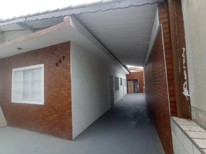 Casa com 2 quartos à venda, 60m2 em Itanhaem - SP - imagem 2 Foto 2 de Casa com 2 quartos à venda, 60m2 em Itanhaem - SP