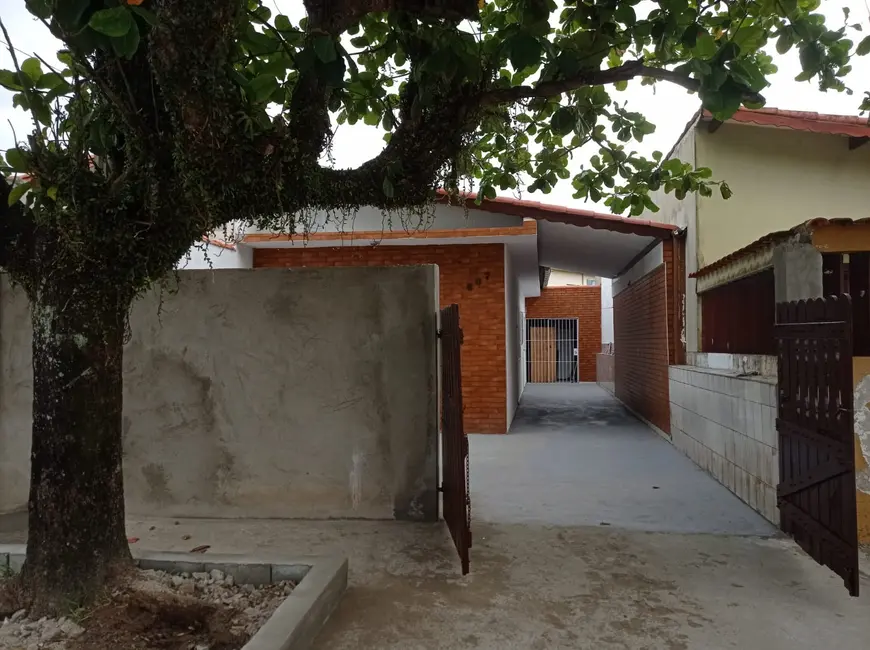 Casa com 2 quartos à venda, 60m2 em Itanhaem - SP - imagem 7 Foto 7 de Casa com 2 quartos à venda, 60m2 em Itanhaem - SP