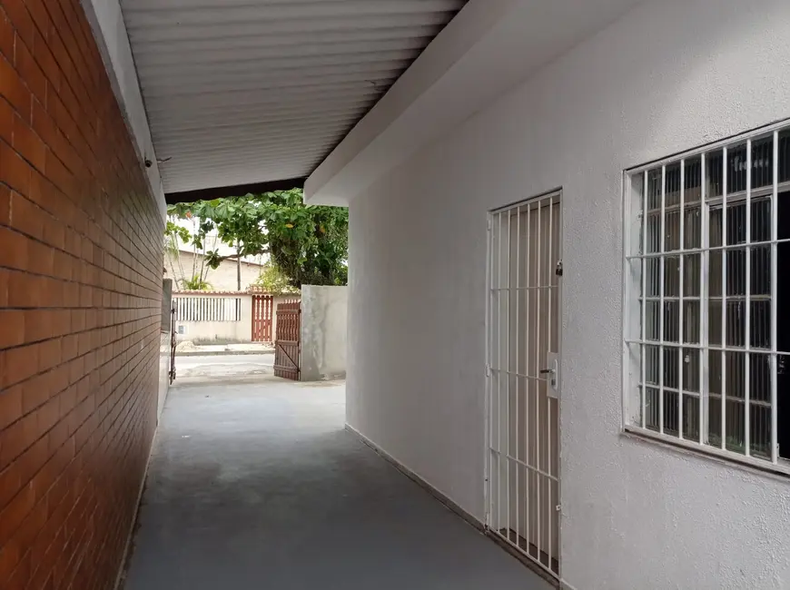 Casa com 2 quartos à venda, 60m2 em Itanhaem - SP - imagem 5 Foto 5 de Casa com 2 quartos à venda, 60m2 em Itanhaem - SP
