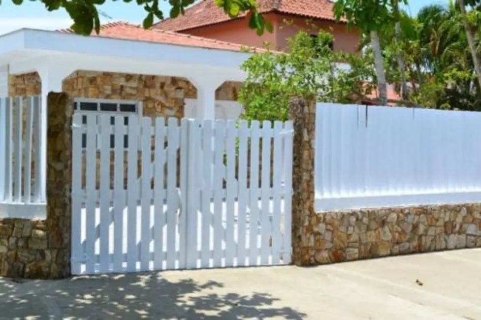 Foto 2 de Casa com 3 quartos à venda, 128m2 em Itanhaem - SP