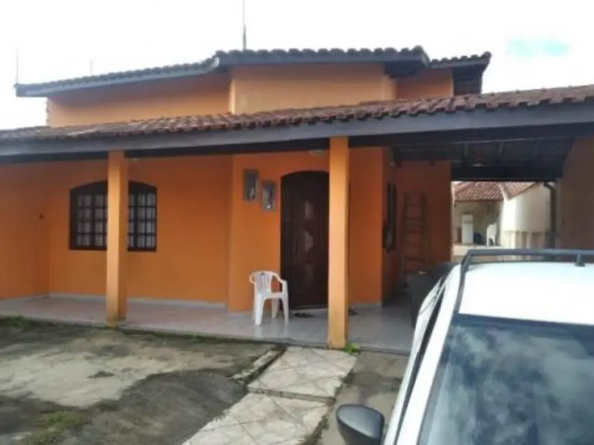 Foto 1 de Casa com 2 quartos à venda, 130m2 em Itanhaem - SP
