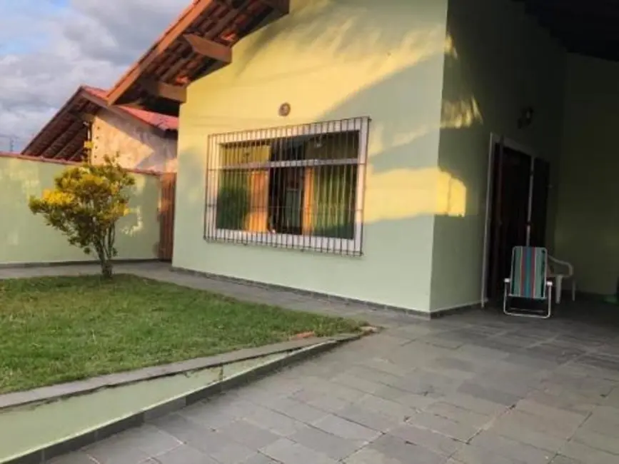 Casa com 2 quartos à venda, 182m2 em Peruibe - SP - imagem 2 Foto 2 de Casa com 2 quartos à venda, 182m2 em Peruibe - SP