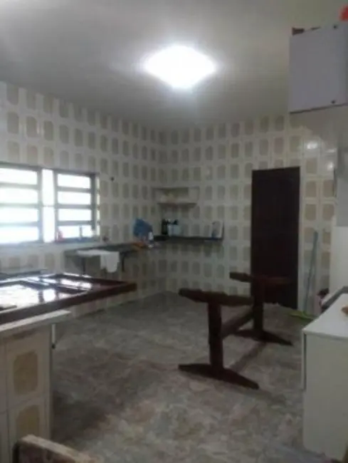 Chácara com 2 quartos à venda, 135m2 em Itanhaem - SP - imagem 2 Foto 2 de Chácara com 2 quartos à venda, 135m2 em Itanhaem - SP