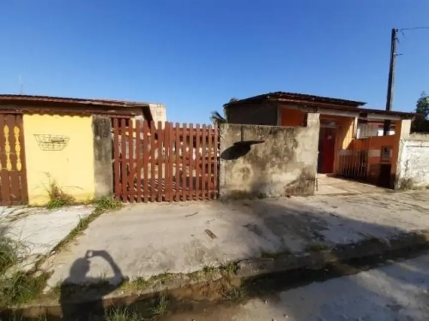 Foto 2 de Casa com 1 quarto à venda, 75m2 em Itanhaem - SP