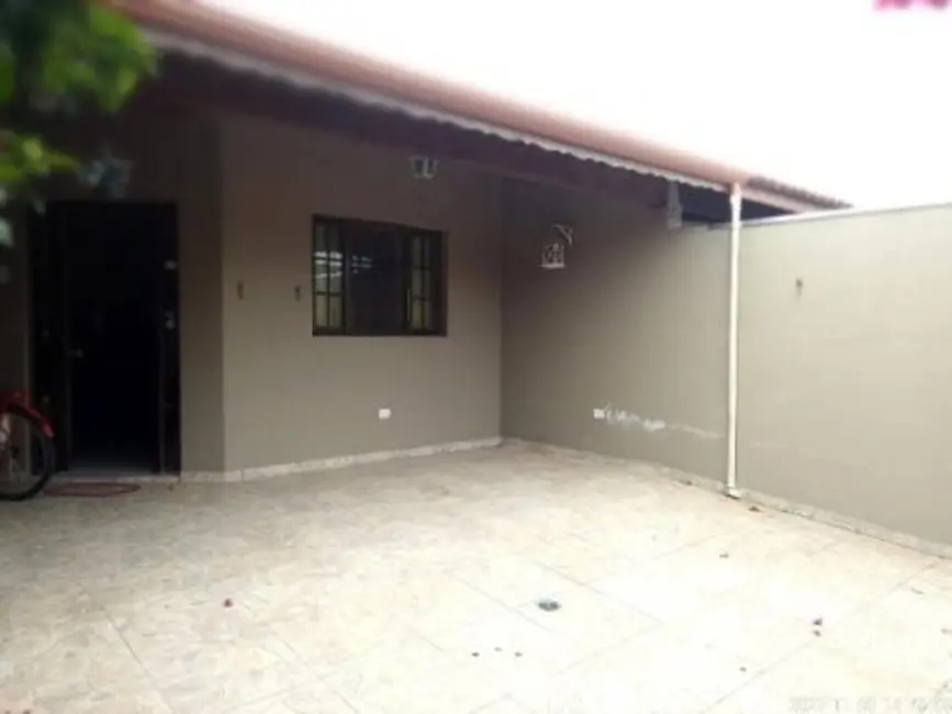 Foto 3 de Casa com 2 quartos à venda, 75m2 em Itanhaem - SP