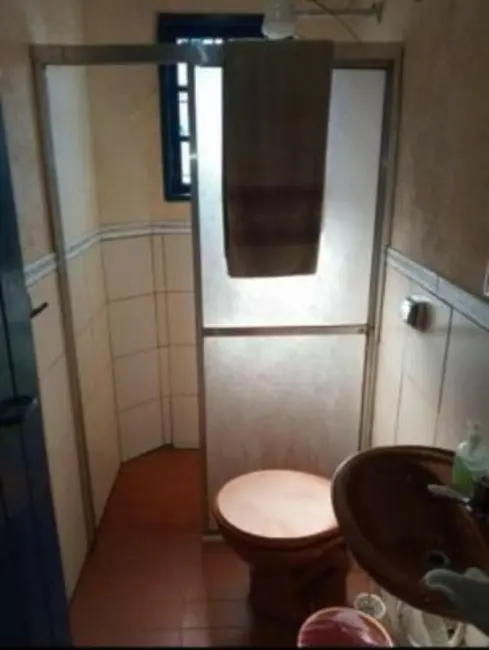 Casa com 3 quartos à venda, 120m2 em Itanhaem - SP - imagem 6 Foto 6 de Casa com 3 quartos à venda, 120m2 em Itanhaem - SP