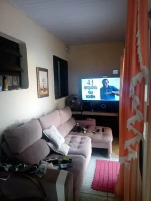 Foto 3 de Casa com 2 quartos à venda, 70m2 em Itanhaem - SP