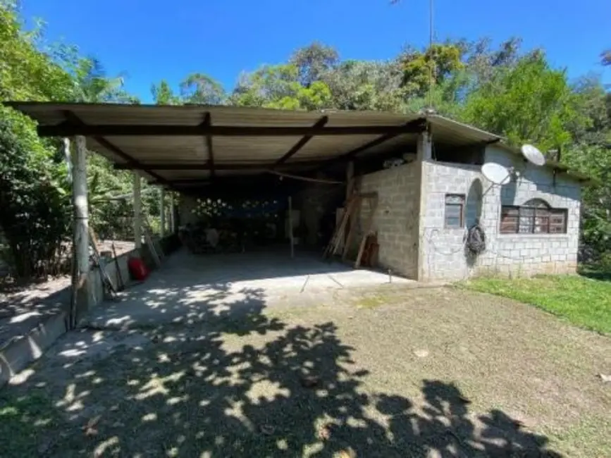 Chácara com 1 quarto à venda, 72m2 em Itanhaem - SP - imagem 3 Foto 3 de Chácara com 1 quarto à venda, 72m2 em Itanhaem - SP