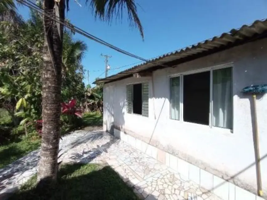 Chácara com 2 quartos à venda, 110m2 em Itanhaem - SP - imagem 2 Foto 2 de Chácara com 2 quartos à venda, 110m2 em Itanhaem - SP