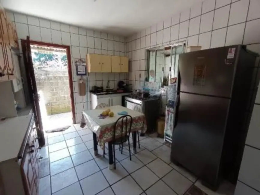Chácara com 2 quartos à venda, 110m2 em Itanhaem - SP - imagem 3 Foto 3 de Chácara com 2 quartos à venda, 110m2 em Itanhaem - SP
