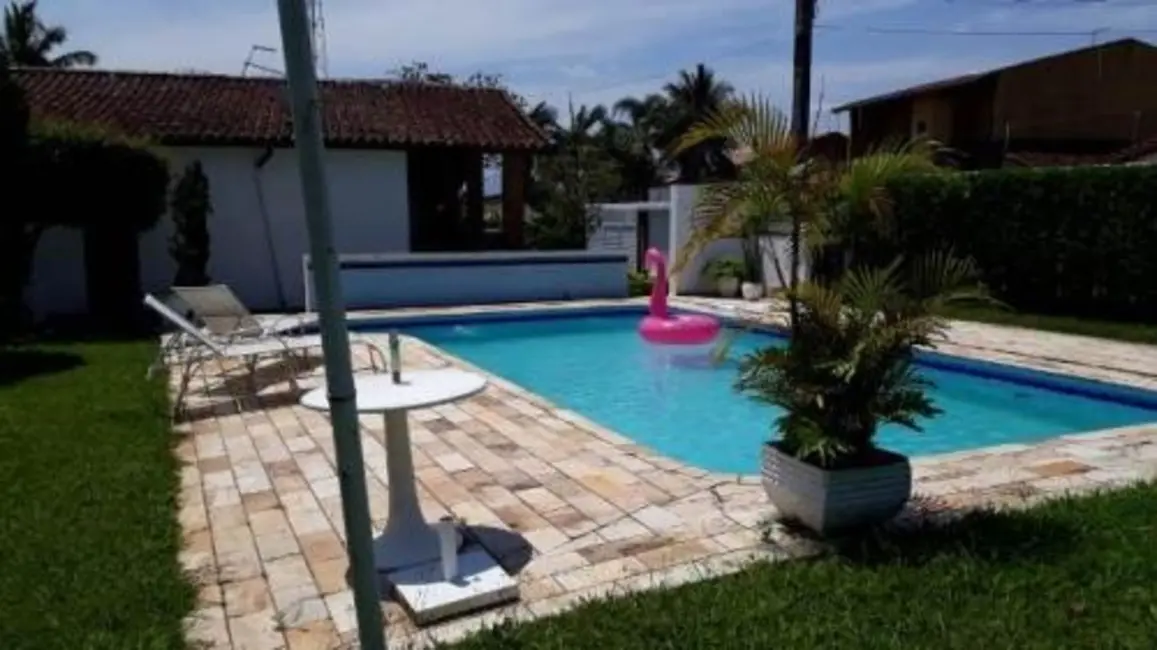 Foto 7 de Casa com 3 quartos à venda, 200m2 em Itanhaem - SP