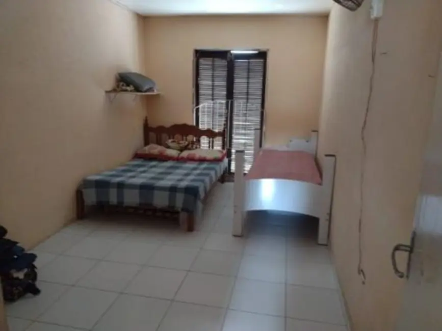 Foto 6 de Casa com 4 quartos à venda, 113m2 em Mongagua - SP