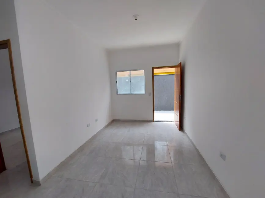 Foto 3 de Casa com 2 quartos à venda, 48m2 em Itanhaem - SP