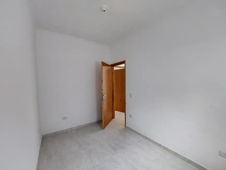 Foto 8 de Casa com 2 quartos à venda, 48m2 em Itanhaem - SP