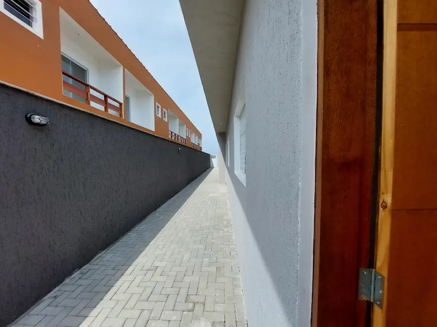 Foto 2 de Casa com 2 quartos à venda, 50m2 em Itanhaem - SP