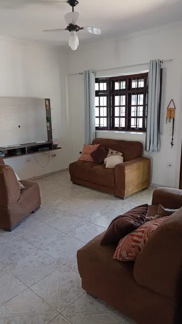 Foto 5 de Casa com 3 quartos à venda, 88m2 em Itanhaem - SP