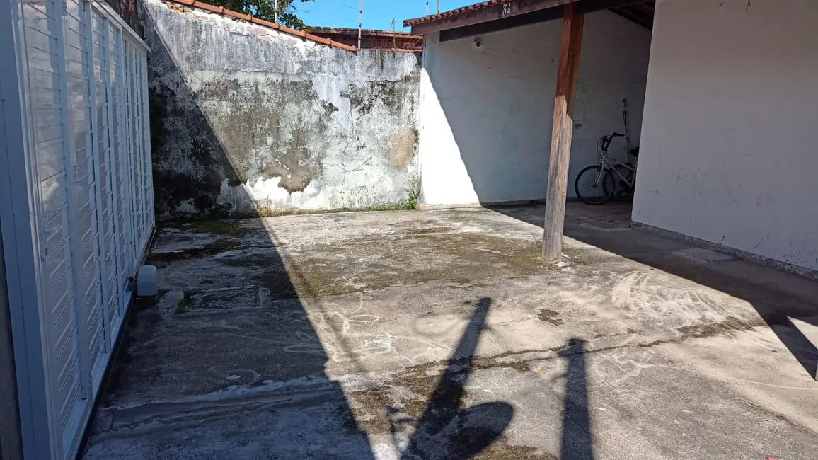 Foto 3 de Casa com 3 quartos à venda, 88m2 em Itanhaem - SP