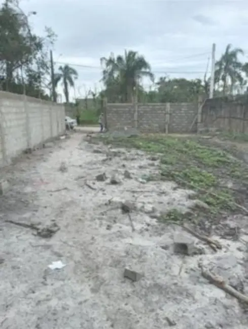 Foto 4 de Terreno / Lote à venda, 328m2 em Itanhaem - SP