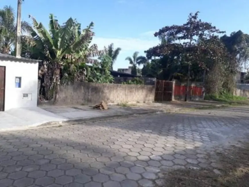 Foto 2 de Terreno / Lote à venda, 255m2 em Itanhaem - SP