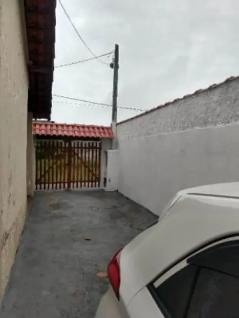 Foto 6 de Casa com 2 quartos à venda, 150m2 em Itanhaem - SP