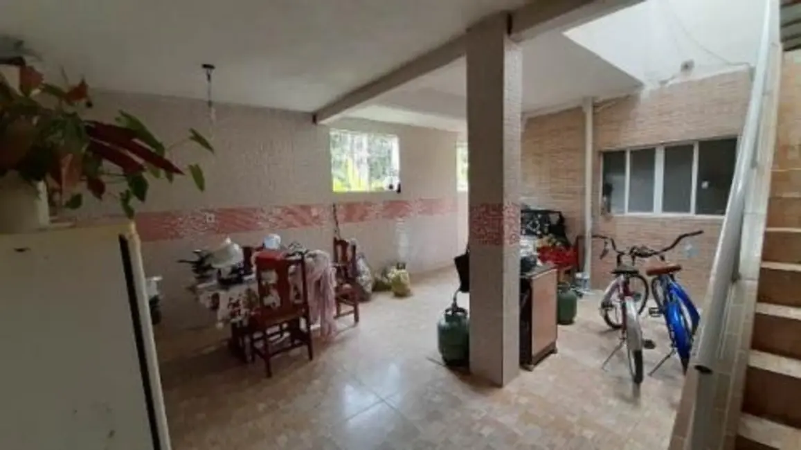 Foto 6 de Casa com 2 quartos à venda, 90m2 em Itanhaem - SP