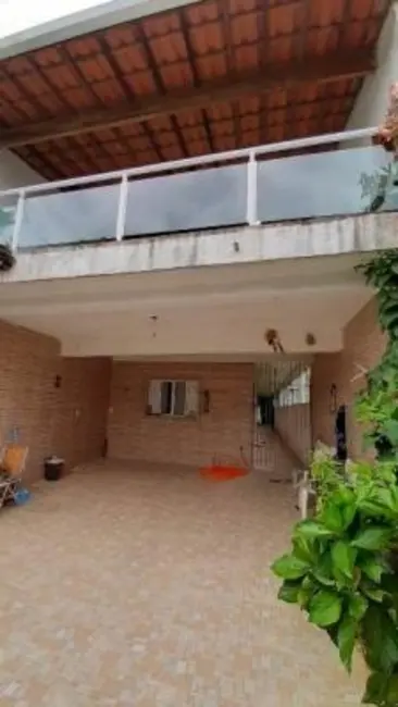 Foto 2 de Casa com 2 quartos à venda, 90m2 em Itanhaem - SP