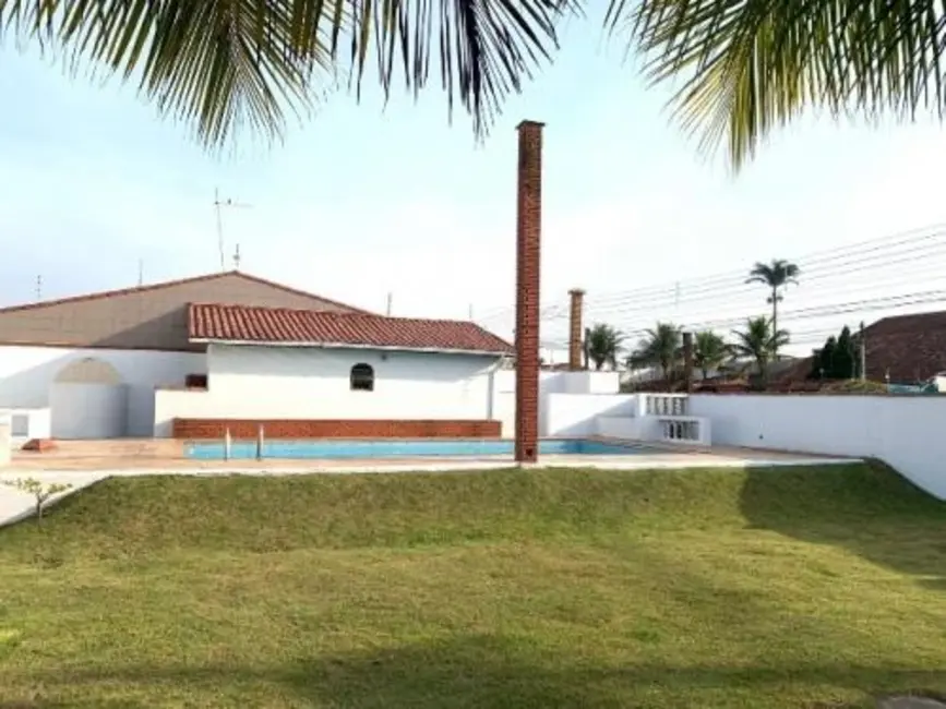 Foto 4 de Casa com 3 quartos à venda, 280m2 em Peruibe - SP