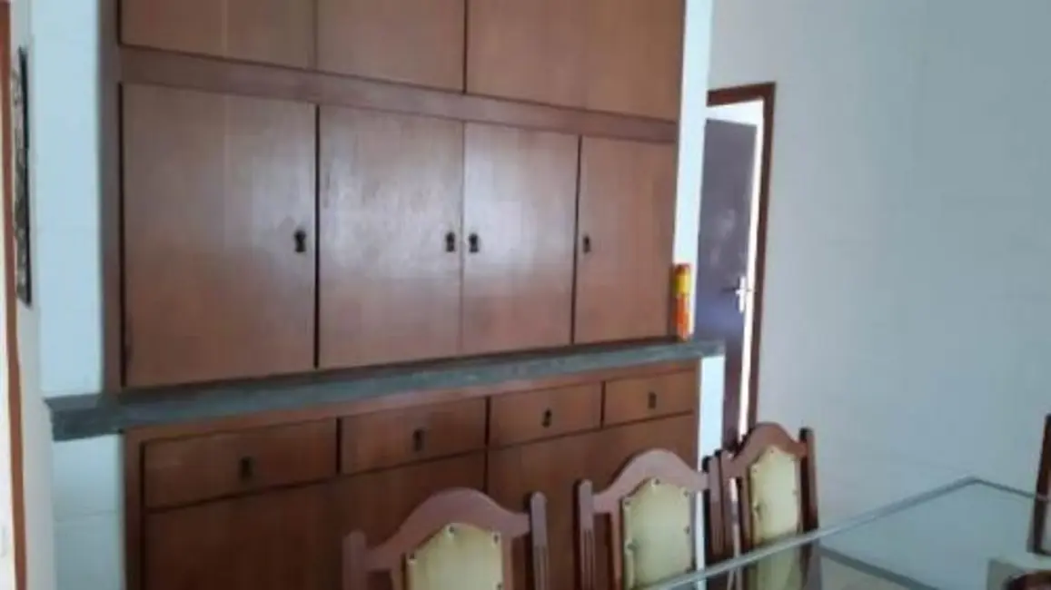 Foto 8 de Casa com 6 quartos à venda, 370m2 em Itanhaem - SP