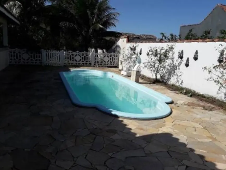 Foto 2 de Casa com 3 quartos à venda, 245m2 em Itanhaem - SP