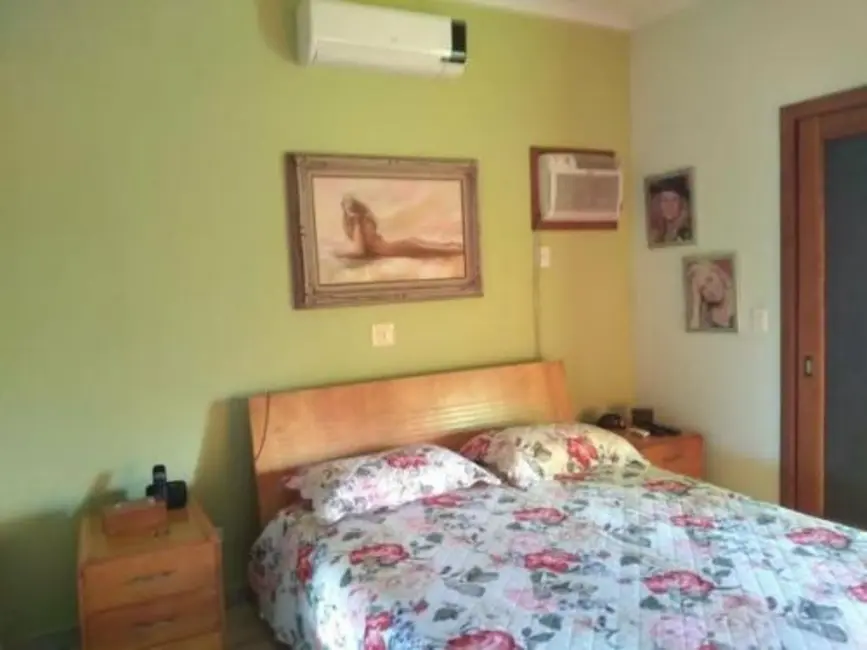 Foto 5 de Casa com 3 quartos à venda, 343m2 em Itanhaem - SP