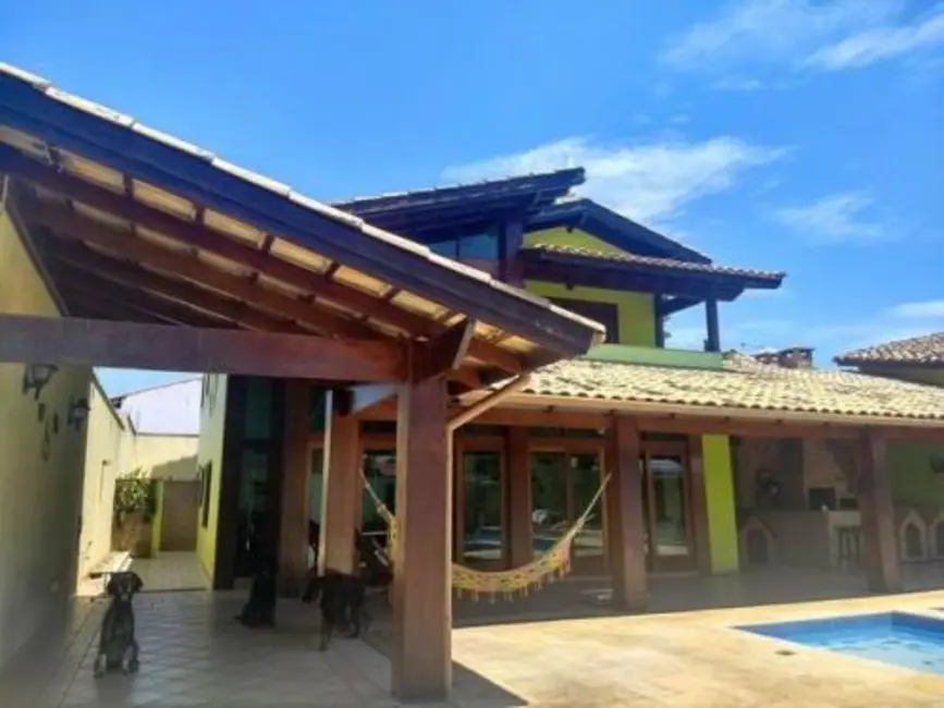 Foto 4 de Casa com 3 quartos à venda, 343m2 em Itanhaem - SP