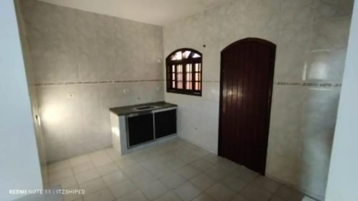 Foto 8 de Casa com 2 quartos à venda, 200m2 em Itanhaem - SP