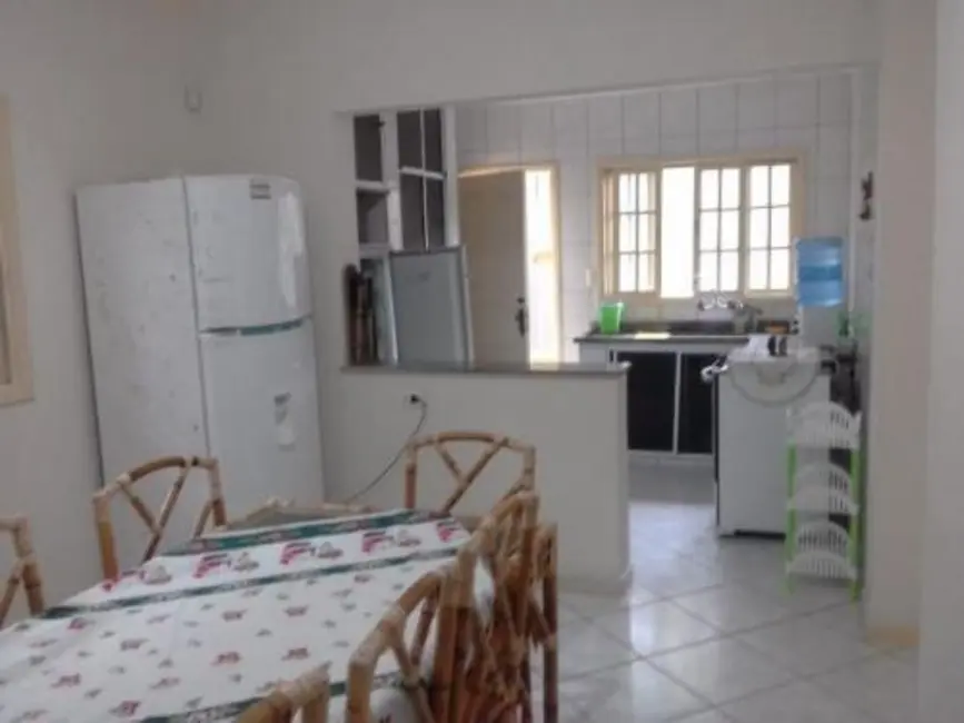 Foto 5 de Casa com 3 quartos à venda, 298m2 em Itanhaem - SP