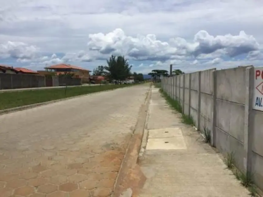 Foto 3 de Terreno / Lote à venda, 606m2 em Itanhaem - SP