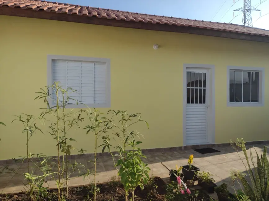 Foto 7 de Casa com 2 quartos à venda, 168m2 em Itanhaem - SP
