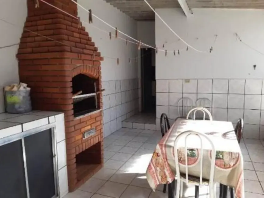 Foto 7 de Casa com 2 quartos à venda, 90m2 em Itanhaem - SP