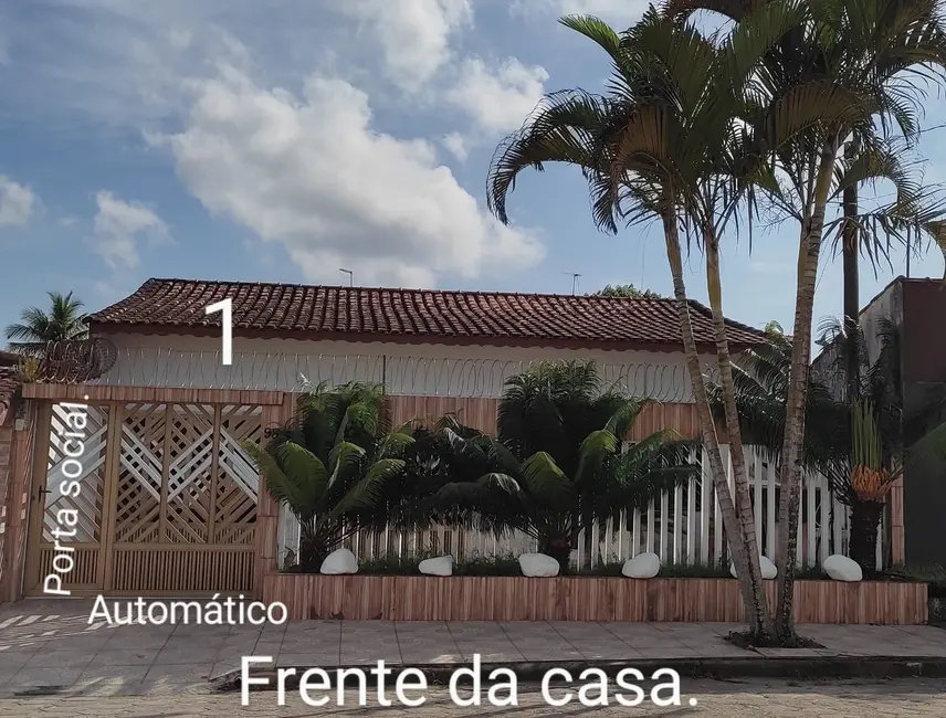 Foto 1 de Casa com 3 quartos à venda, 156m2 em Itanhaem - SP
