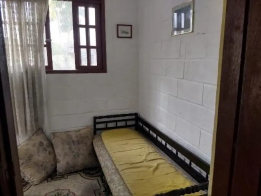 Foto 2 de Casa com 2 quartos à venda, 120m2 em Itanhaem - SP